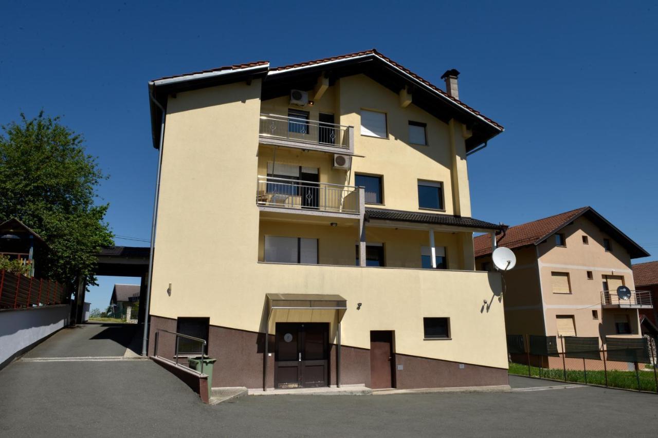 Apartmani I Bungalovi Trojka Banja Luka Ngoại thất bức ảnh