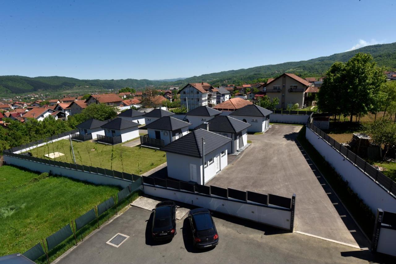Apartmani I Bungalovi Trojka Banja Luka Ngoại thất bức ảnh
