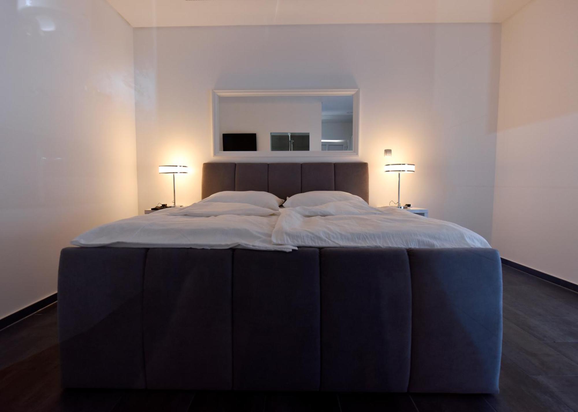 Apartmani I Bungalovi Trojka Banja Luka Phòng bức ảnh