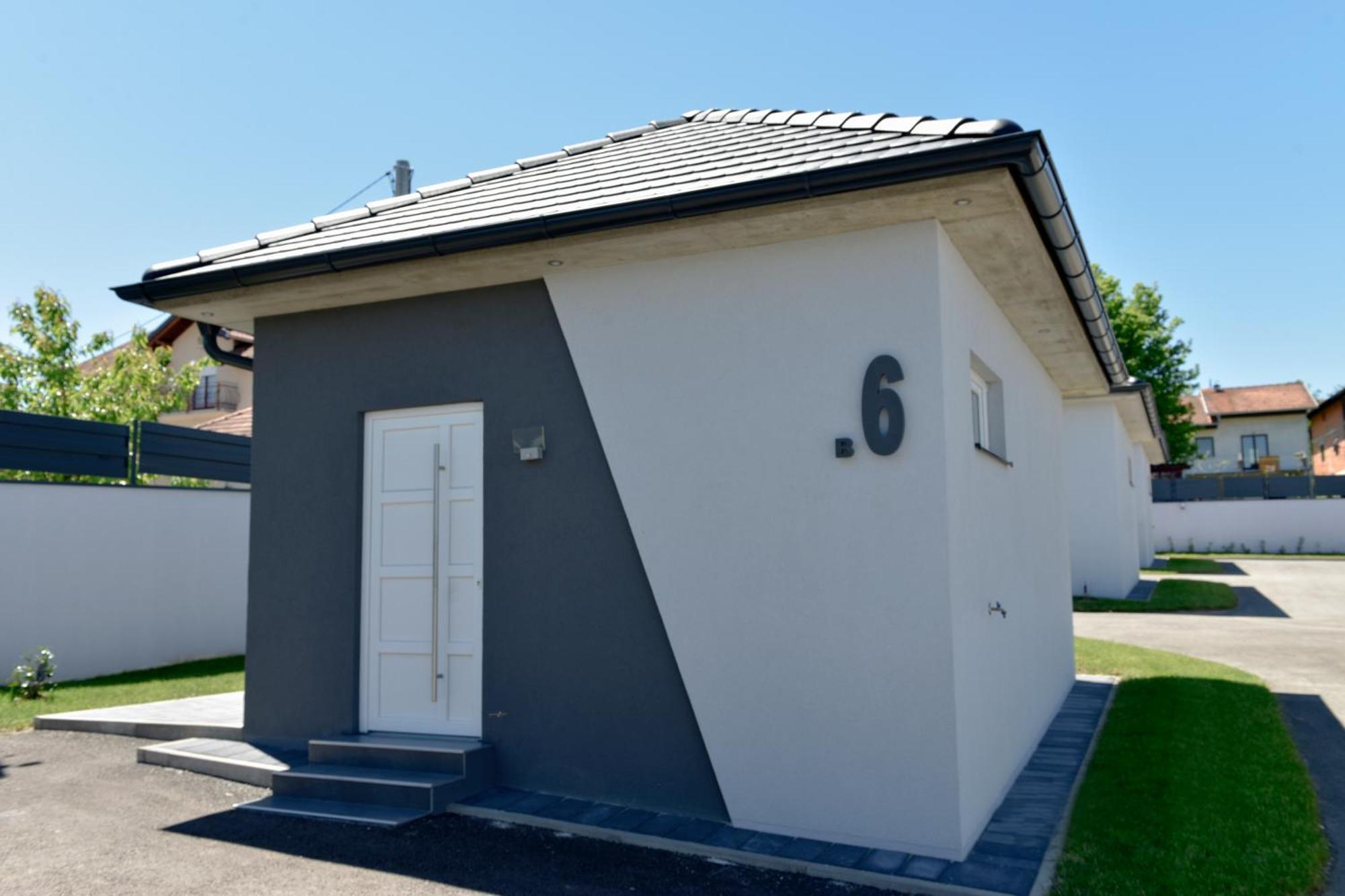 Apartmani I Bungalovi Trojka Banja Luka Phòng bức ảnh