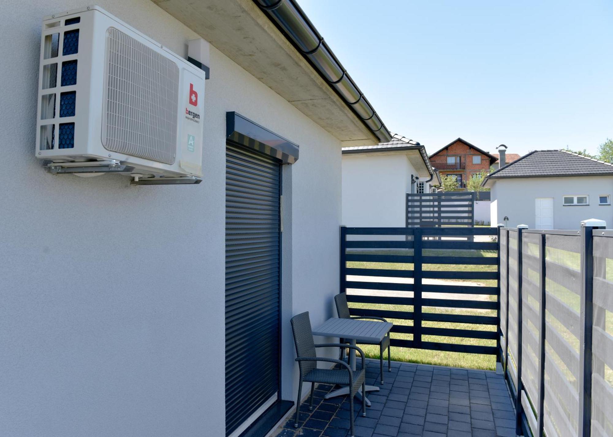 Apartmani I Bungalovi Trojka Banja Luka Phòng bức ảnh