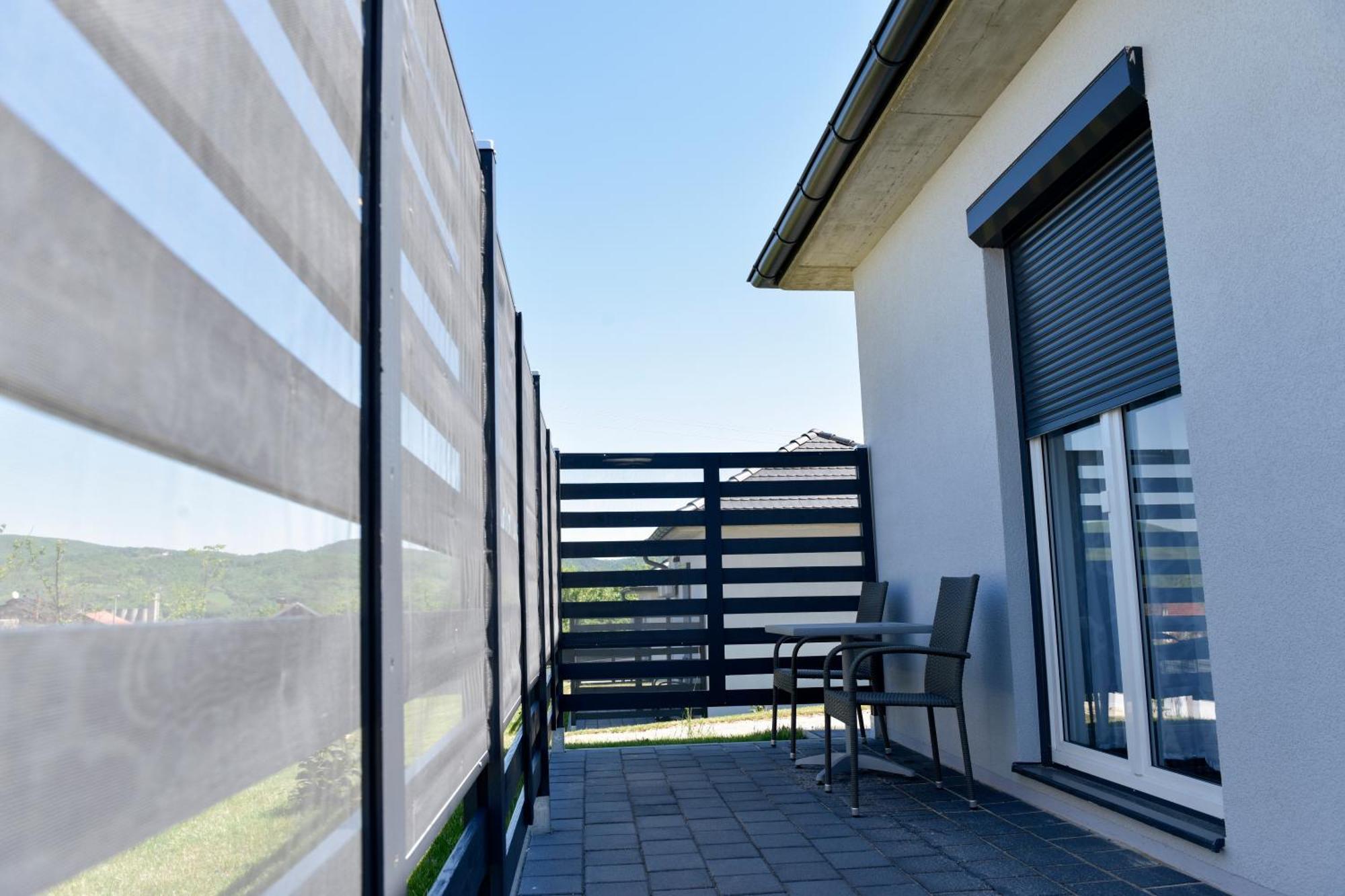 Apartmani I Bungalovi Trojka Banja Luka Phòng bức ảnh